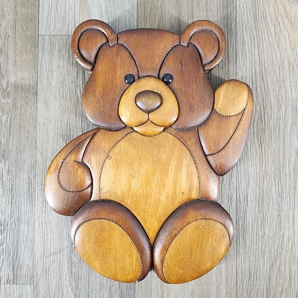 Vintage Signed Intarsia Wood Teddy Bear Wall Art‎ Plaque 2000 Cottagecore